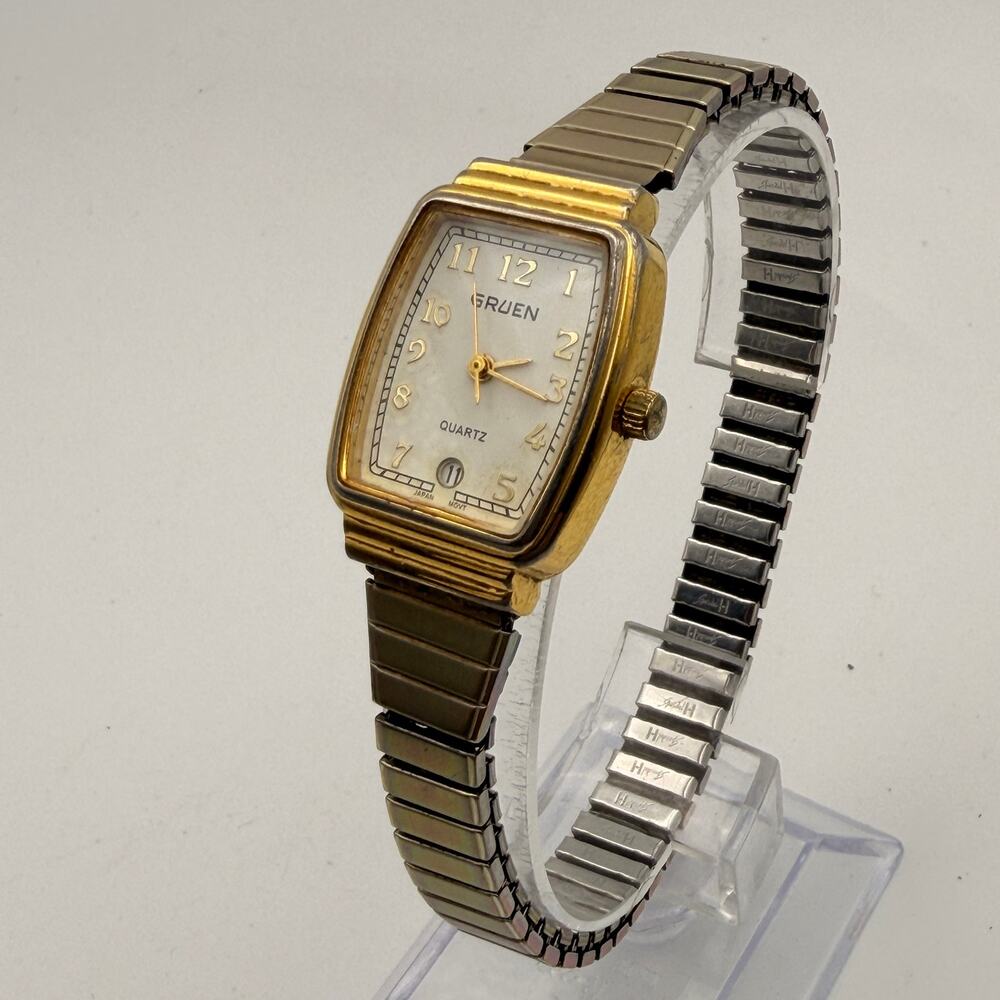 Elegant Vintage Gruen Quartz Gold-Tone Tank Watch Working